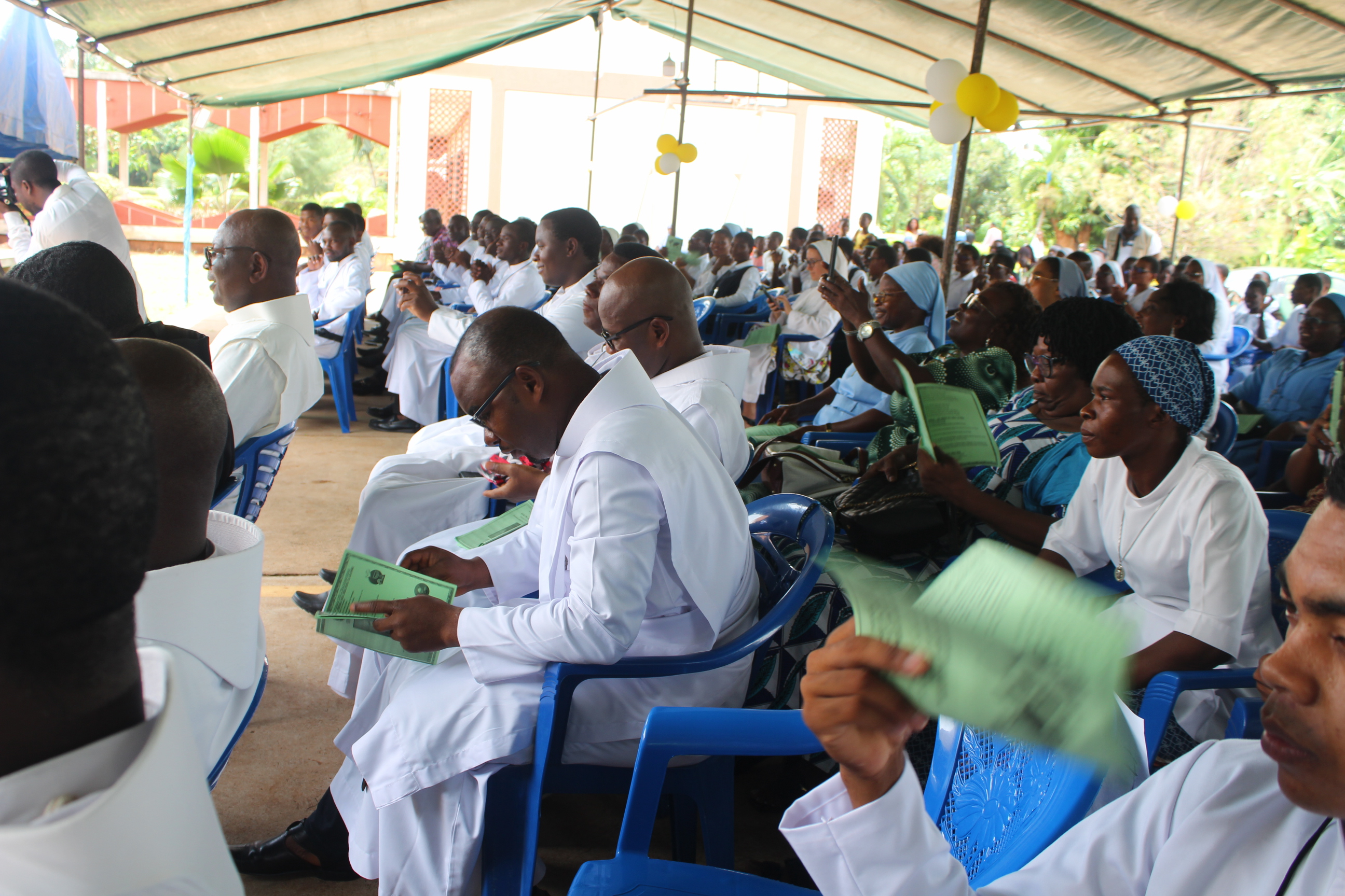 ​​Image de la cérémonie de l'entrée au noviciat interprovincial d'Agoè-Nyivé